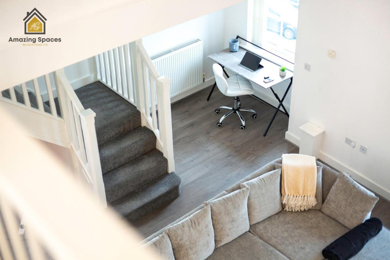 Large Unique 2 Bedroom Duplex Apartment With Private Parking & Free Wifi - Vat Qualifying By Amazing Spaces Relocations Ltd Warrington Exterior foto