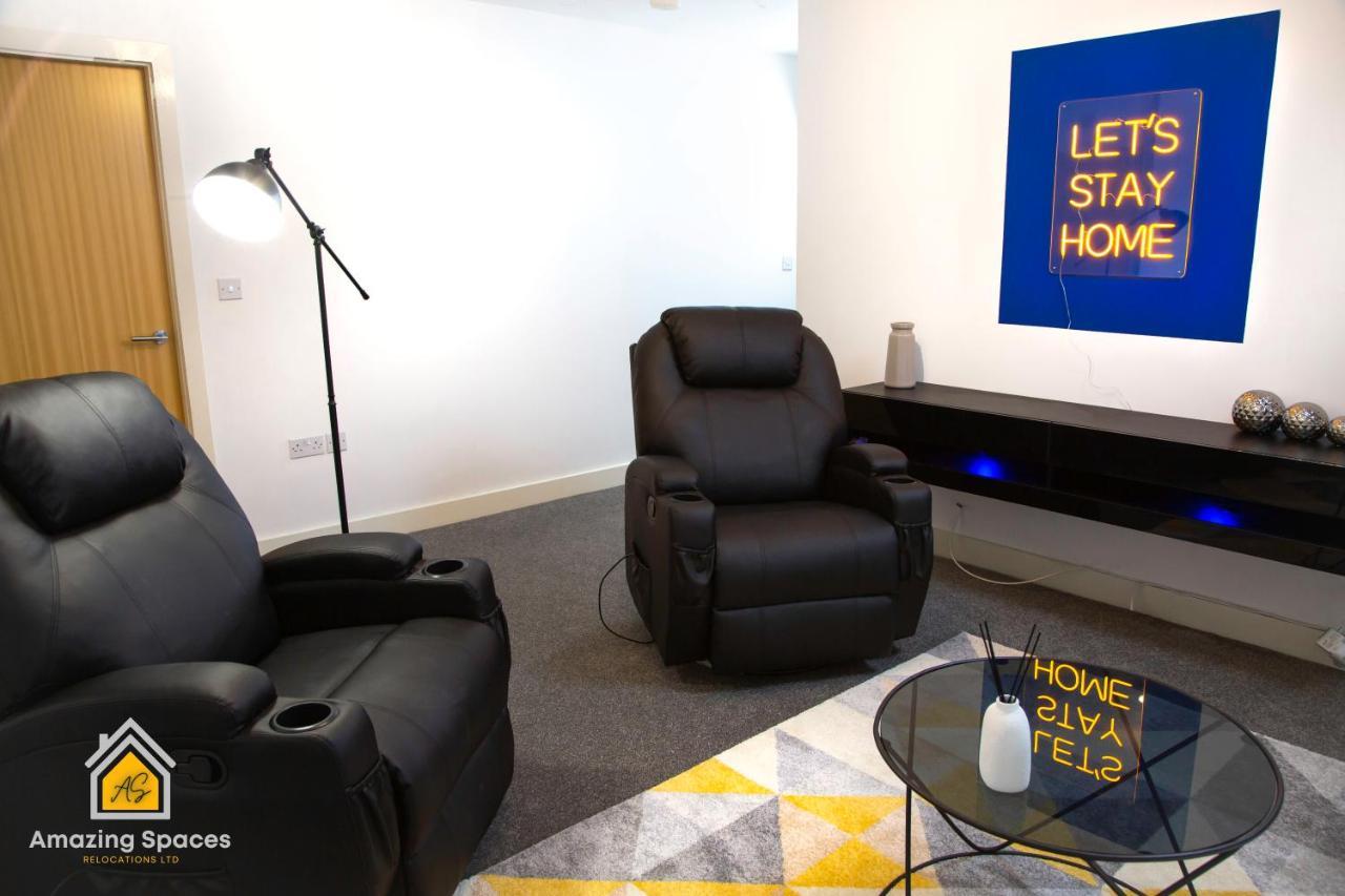 Large Unique 2 Bedroom Duplex Apartment With Private Parking & Free Wifi - Vat Qualifying By Amazing Spaces Relocations Ltd Warrington Exterior foto